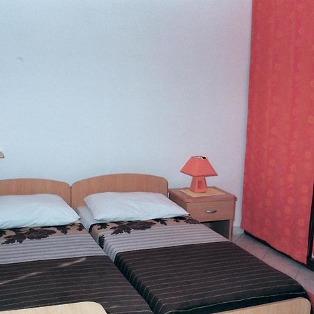 Hostel Amfora Fažana Eksteriør billede