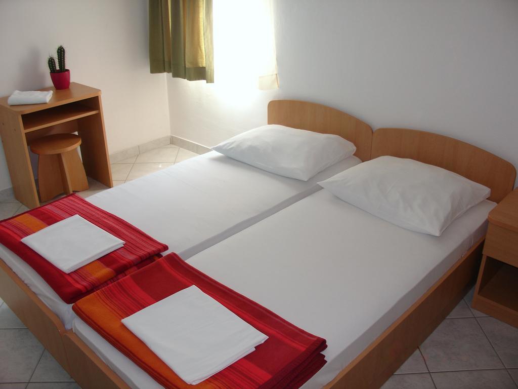 Hostel Amfora Fažana Værelse billede